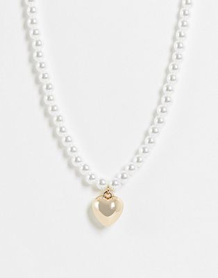 ASOS DESIGN necklace with pearl and puff heart charm in gold tone | ASOS