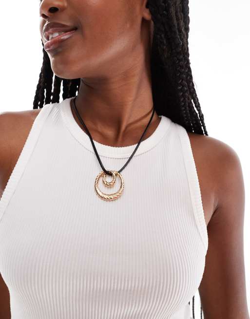 ASOS DESIGN necklace with rope and twist pendant in gold tone, 3 of 4