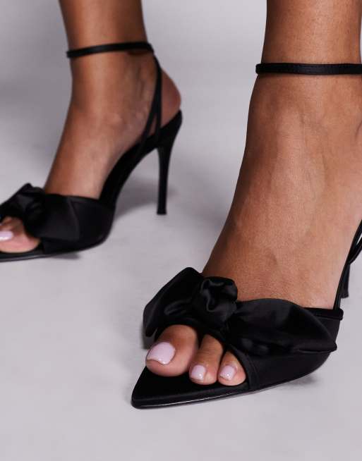 ASOS DESIGN – Nellie – Svarta mules i satin med rosettdetalj och hög klack, 4 av 4