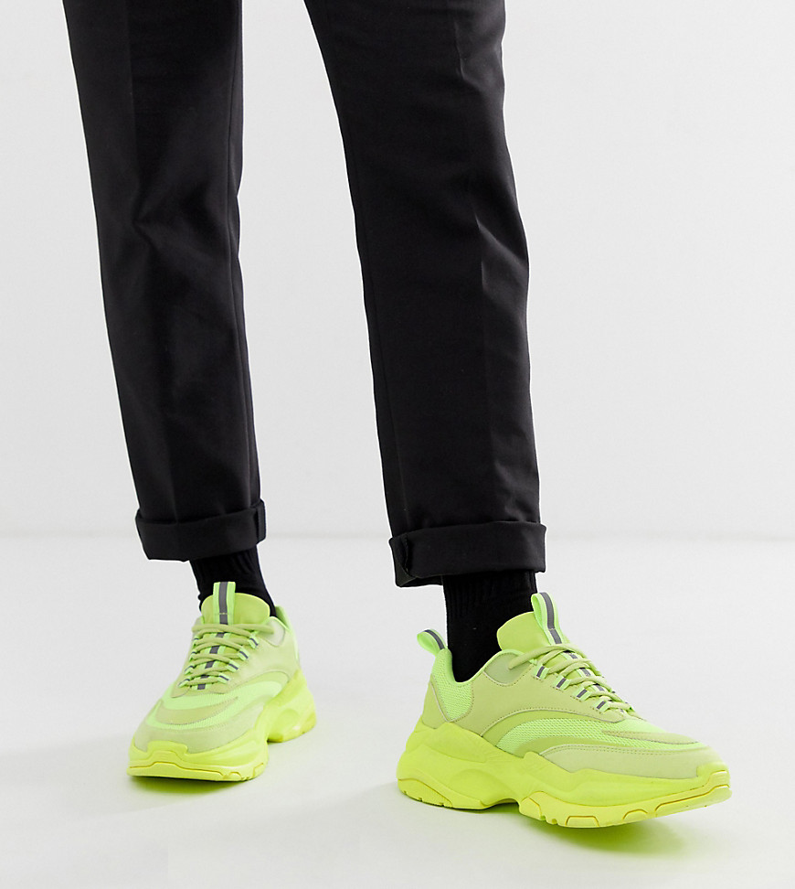 ASOS DESIGN - Neon sneakers met dikke zool en brede pasvorm-Geel