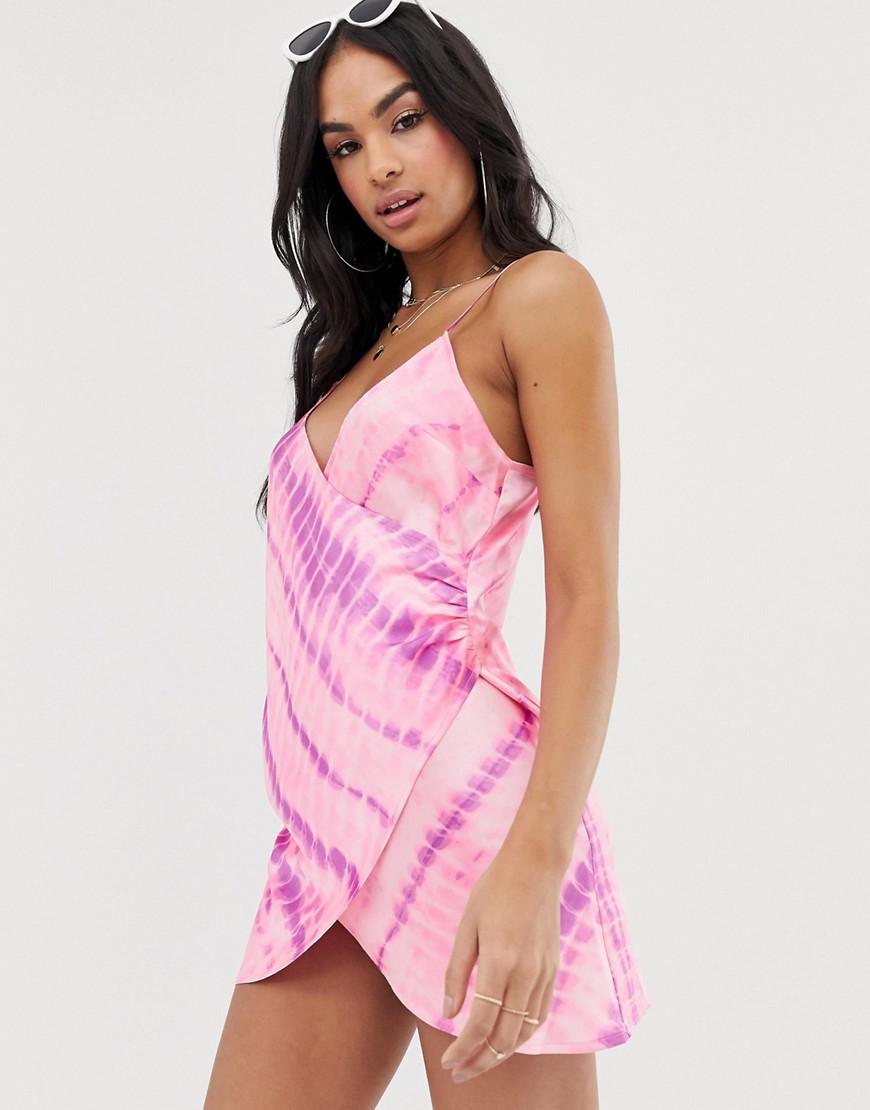 ASOS DESIGN – Neonrosa batikmönstrad strandklänning i flera lager