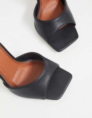 square toe flat mules