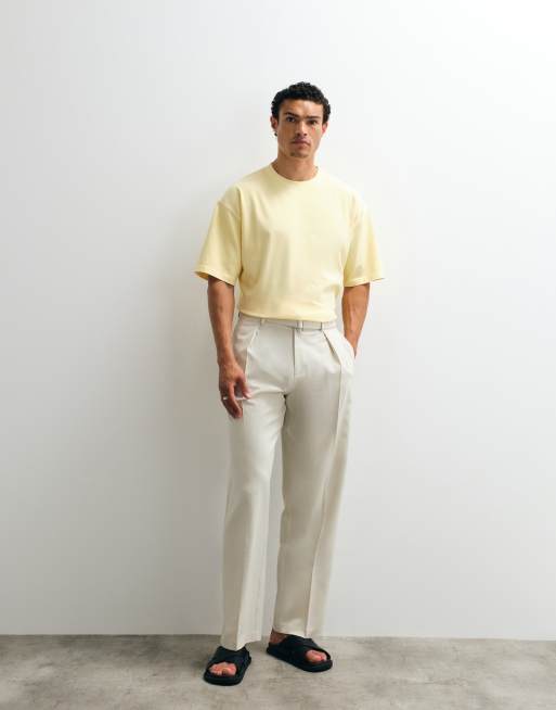 ASOS DESIGN - Nette broek met wijde pijpen en riem in crème met textuur, 4 van 9