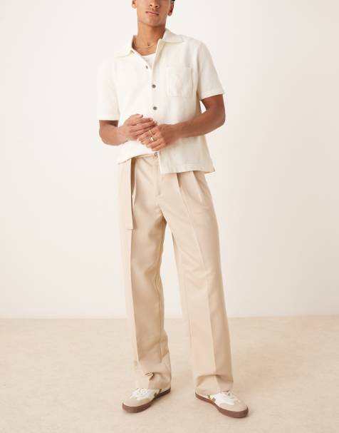 ASOS DESIGN - Nette broek met wijde pijpen, riem en geplooide voorkant in stone - view 1