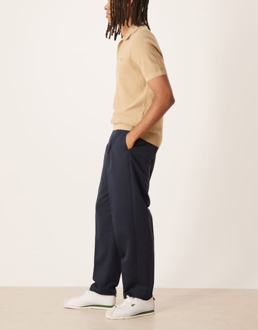 ASOS DESIGN - Nette geplooide oversized smaltoelopende broek in marineblauw, 3 van 5