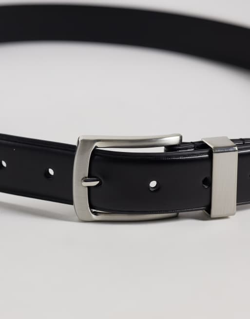ASOS DESIGN nette riem van imitatieleer met metalen lus in zwart, 2 van 3