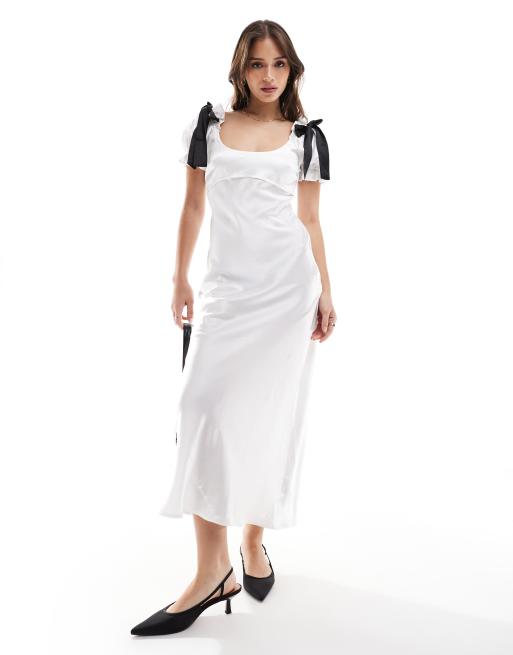 ASOS DESIGN - Nette satijnen midi-jurk met pofmouwen in wit