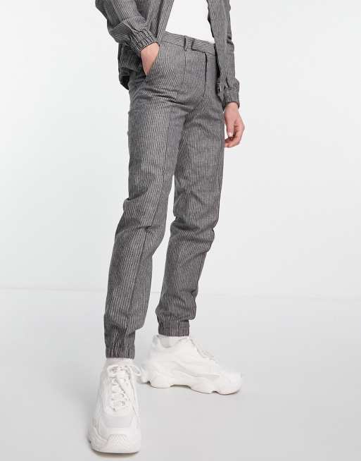 ASOS DESIGN - Nette slim fit joggingbroek met boorden en grijze krijtstreep, deel van co-ord set