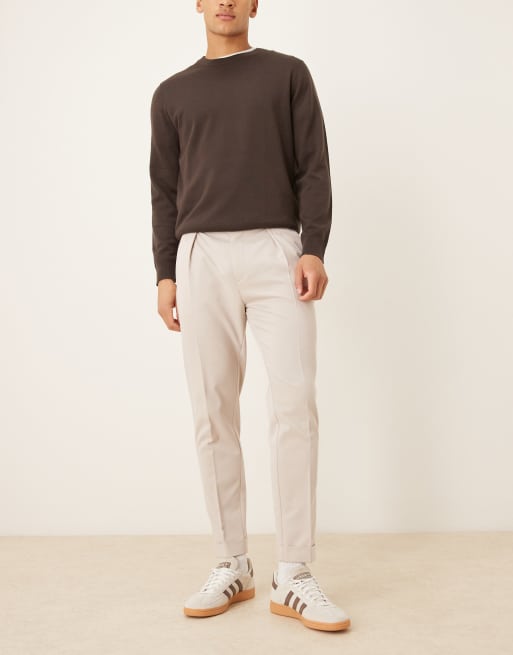 ASOS DESIGN - Nette smaltoelopende chinobroek van keperstof in stone, 2 van 5