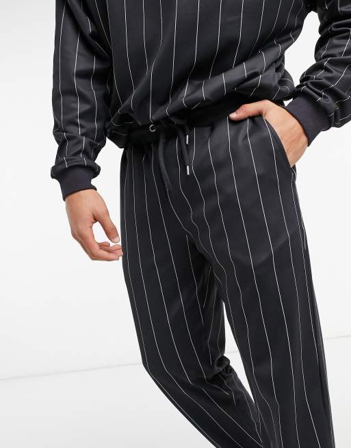 ASOS DESIGN - Nette, smaltoelopende joggingbroek met strepen, co-ord set, 3 van 4
