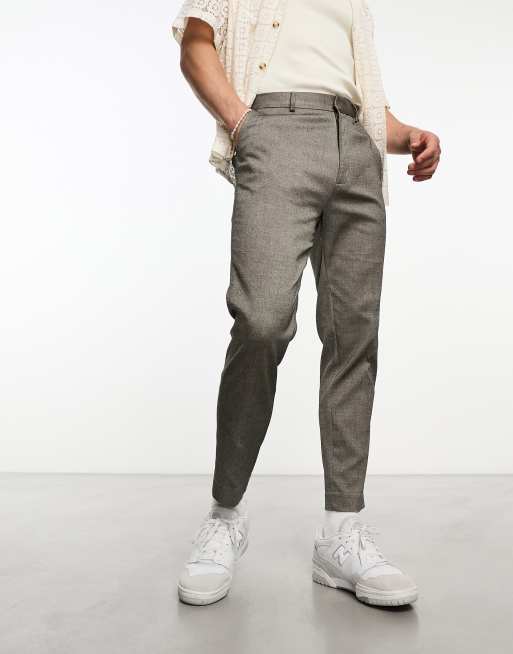 ASOS DESIGN - Nette toelopende broek met microtextuur in stone