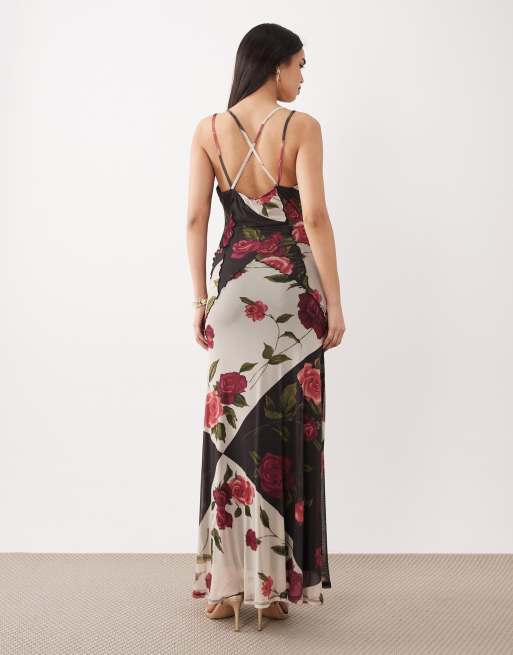 ASOS DESIGN – Netzstoff-Maxikleid mit Patchwork-Blumenmuster, Wasserfallausschnitt und Ziernaht, 3 von 4