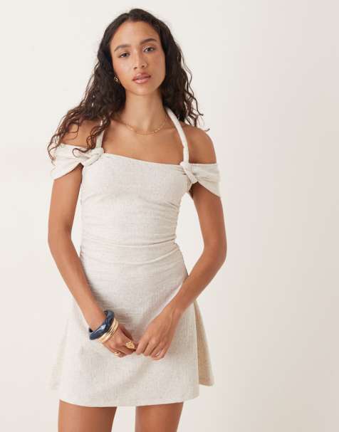 ASOS DESIGN - Neutral minikjole med snoet knude og halterneck - view 1
