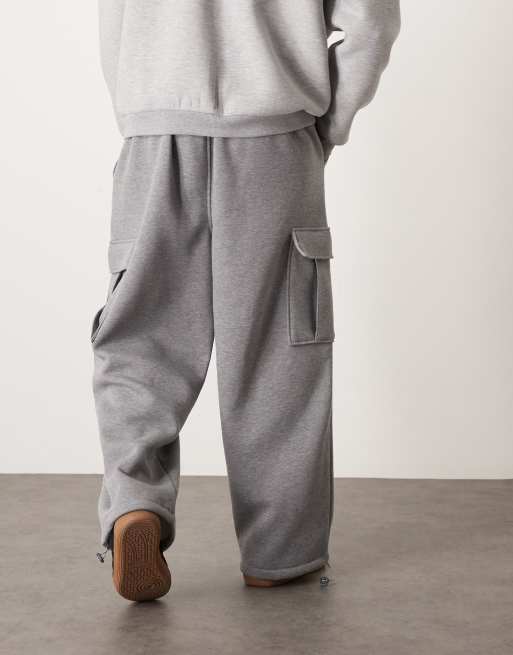 ASOS DESIGN – New Fit - Mörkgrå, melerade, superbaggy mjukisbyxor med cargofickor, 3 av 5