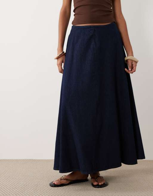 ASOS DESIGN – Niebieska jeansowa spódnica midi z okrągłym dołem, 2 z 5