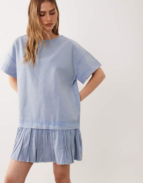 ASOS DESIGN – Niebieska, jeansowa sukienka T-shirtowa mini z efektem sprania - view 1