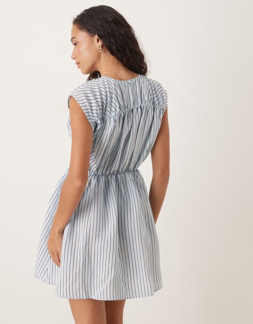 ASOS DESIGN – Niebieska marszczona u góry sukienka mini w niebieskie paski, 3 z 4