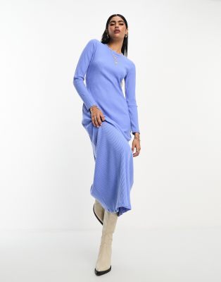 ASOS DESIGN – Niebieska prążkowana sukienka midi z okrągłym dekoltem i długimi rękawami z bardzo miękkiego materiału