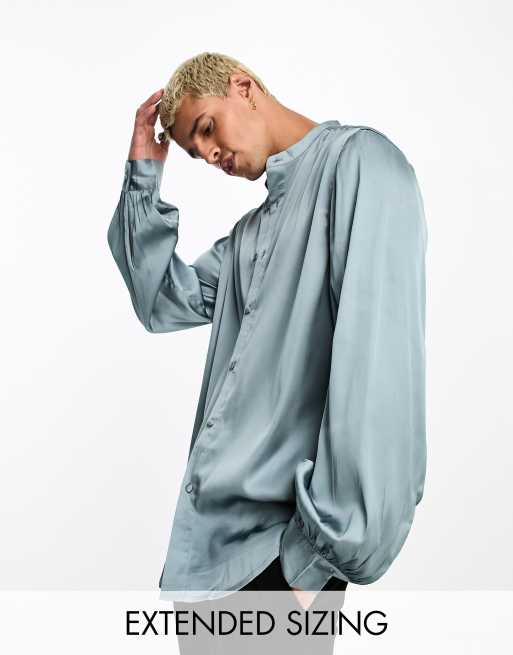 ASOS DESIGN – Niebieska satynowa koszula z obszernymi rękawami z obcisłym mankietem i stójką
