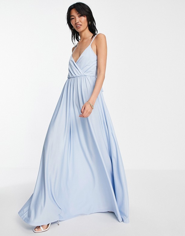  Opór ASOS DESIGN – Niebieska sukienka maxi na ramiączkach z głębokim dekoltem i wiązaniem na plecach Niebieski