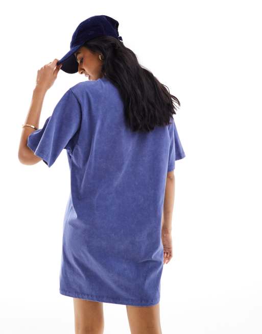 ASOS DESIGN – Niebieska sukienka t-shirtowa mini oversize, 3 z 4