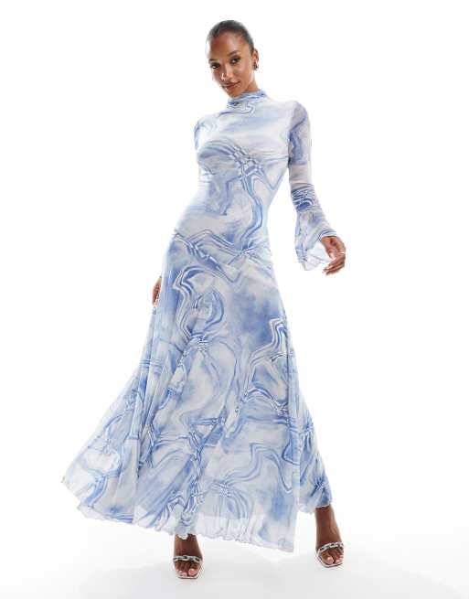 ASOS DESIGN – Niebieska trapezowa sukienka maxi z długimi rękawami i golfem w abstrakcyjny wzór