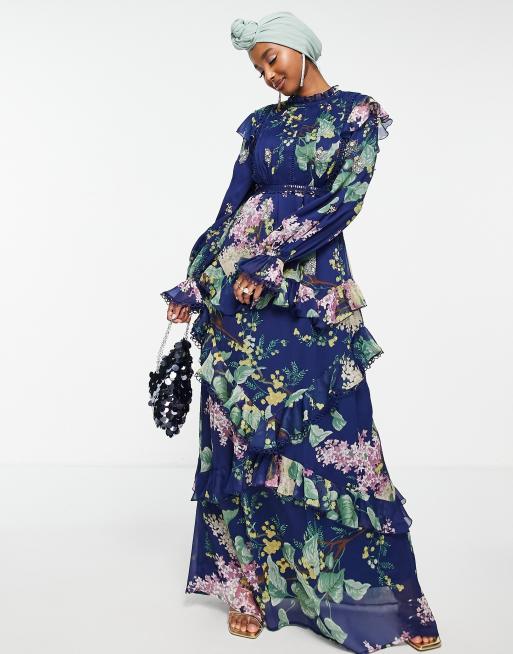 ASOS DESIGN – Niebieska zdobiona sukienka maxi z warstwową spódnicą i koronkową wstawką w kwiatowy wzór