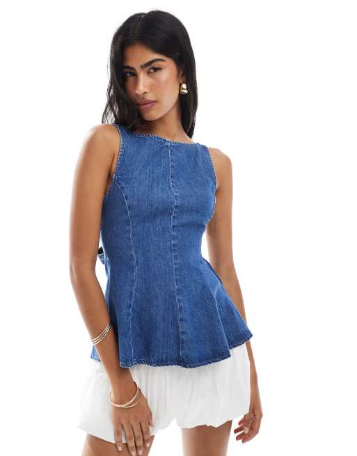 ASOS DESIGN – Niebieski jeansowy top z baskinką i kokardą na plecach, 4 z 4