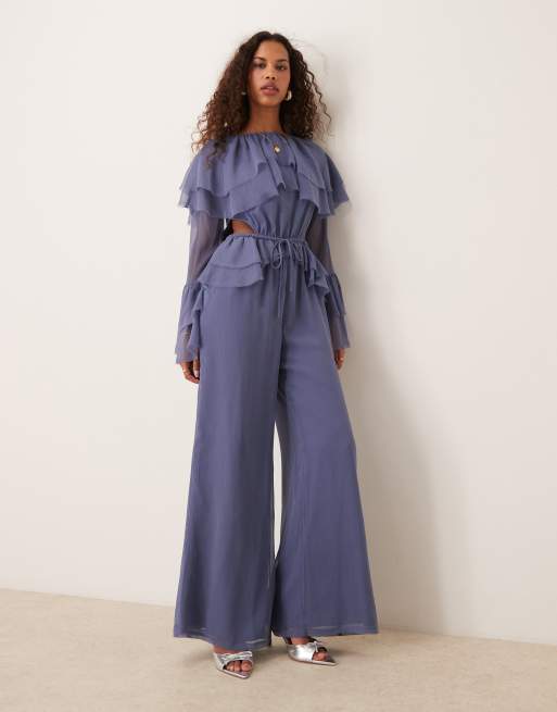 ASOS DESIGN – Niebieski kombinezon z dużymi falbankami, zwiewnymi rękawami i wycięciem w talii