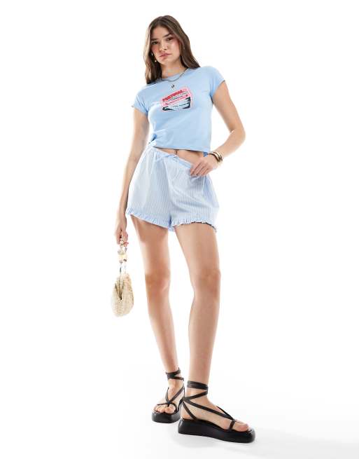ASOS DESIGN – Niebieski krótki i obcisły T-shirt z nadrukiem sardynek, 2 z 4