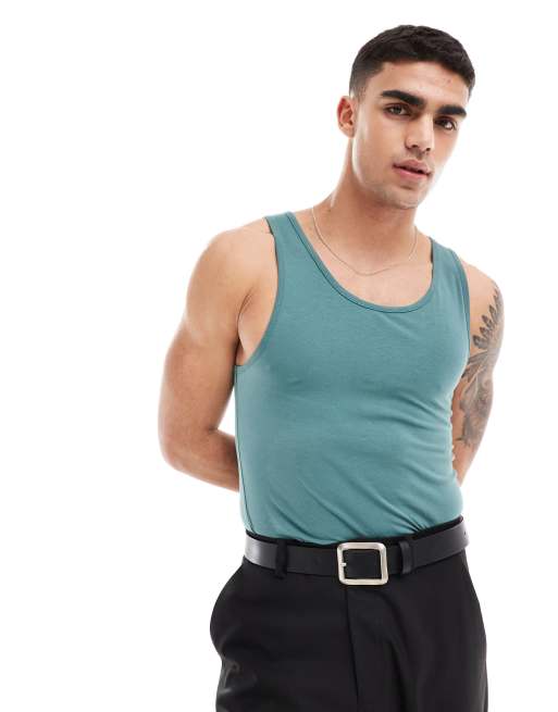 ASOS DESIGN – Niebieski podkoszulek o kroju podkreślającym sylwetkę