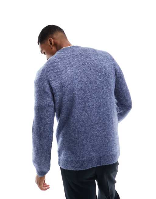 ASOS DESIGN – Niebieski sweter z pluszowej dzianiny z okrągłym dekoltem, 4 z 4