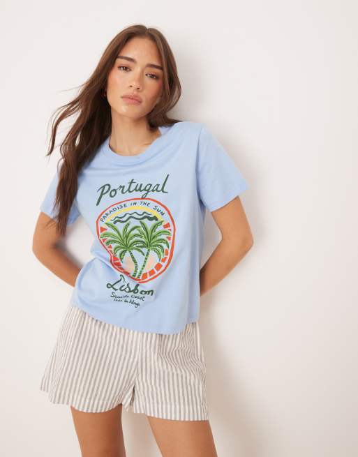 ASOS DESIGN – Niebieski T-shirt o regularnym kroju z grafiką z palmą i napisem „Portugal”