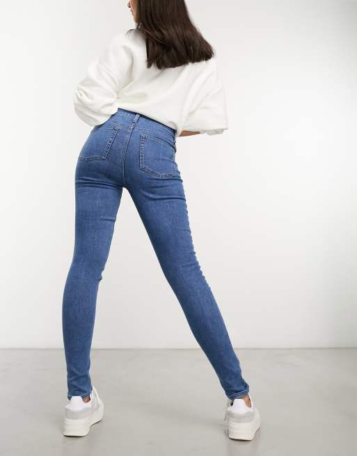ASOS DESIGN – Niebieskie jeansy o obcisłym kroju, 3 z 5