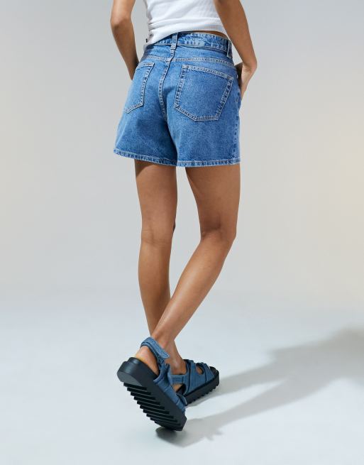 ASOS DESIGN – Niebieskie szorty jeansowe dad fit, 4 z 5