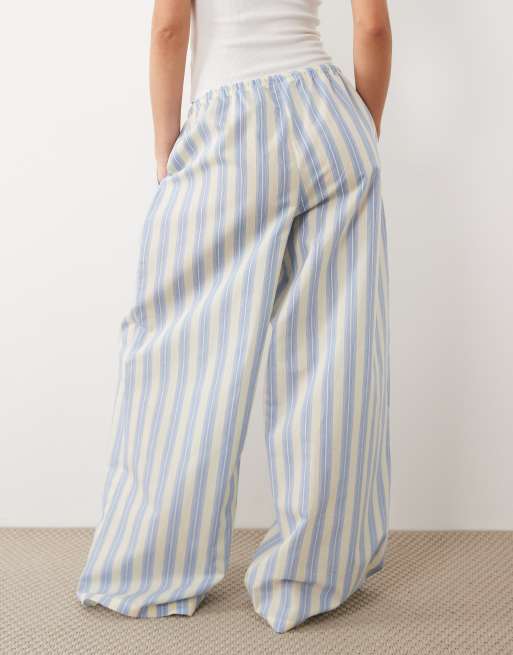 ASOS DESIGN – Niebiesko-cytrynowe spodnie od piżamy z tkaniny w paski, 4 z 4
