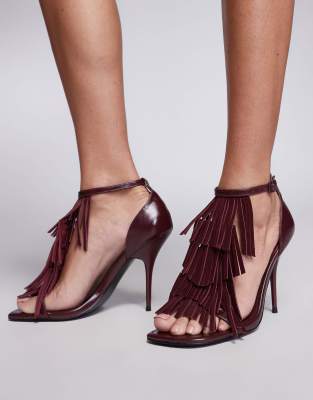 Night Shade premium leather tassel detail heeled sandals in burgundy-Purple