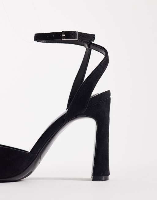 ASOS DESIGN – Nightcap – Svarta remsandaler med blockklack och korsade remmar, 3 av 4