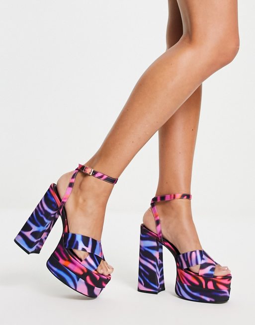 ASOS DESIGN - Nika - Sandalen met hak en plateauzool in multi