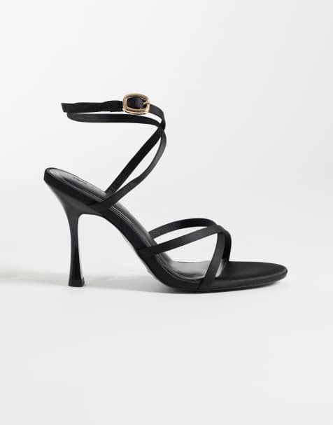 ASOS DESIGN – Nikki – Czarne sandały na wysokim obcasie z imitacji zamszu - view 1