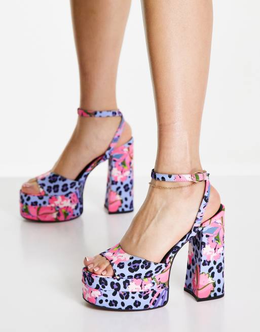 ASOS DESIGN - Nix - Sandaler med plateau-sål og tropisk print