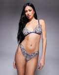 [ASOS DESIGN] ASOS DESIGN Noa premium embroidery lingerie thong in navy floral-Blue 14 Cobalt