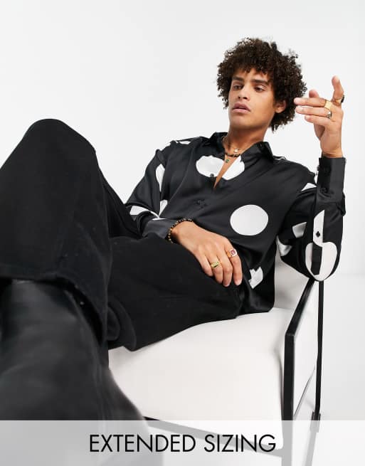 ASOS DESIGN - Normaal satijnen overhemd met zwart met witte stippen