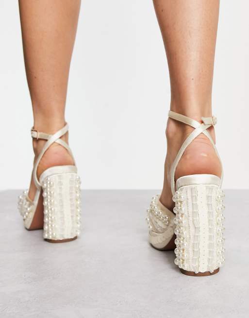 ASOS DESIGN Notable Sandali con tacco alto e plateau color avorio con decorazioni ASOS