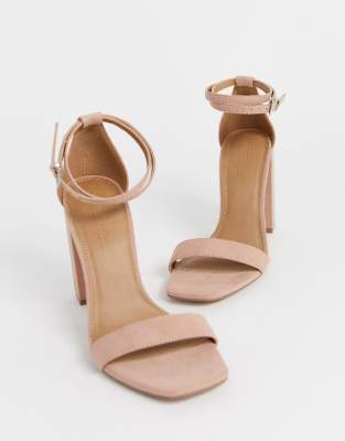 sandales minimalistes