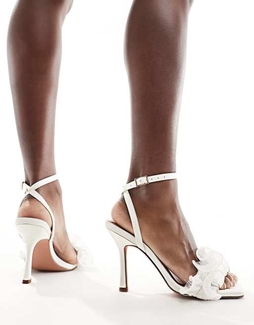 ASOS DESIGN - Now - Sandales à talon haut et volants - Ivoire, 3 de 4