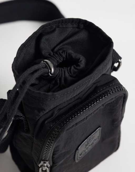 ASOS DESIGN - Nylon crossbody tas voor waterfles in zwart, 3 van 4