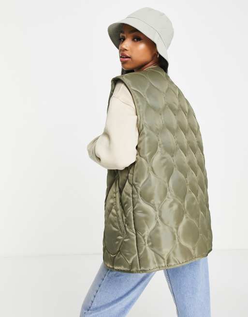 Light hot sale quilted vest