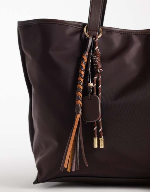 ASOS DESIGN nylon tote bag with detachable charm in chocolate, 3 of 4