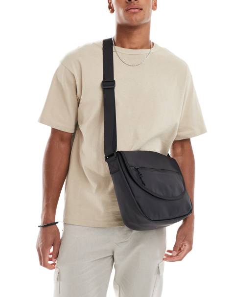 ASOS DESIGN – Nylon-Umhängetasche in Schwarz mit Umschlagklappe - view 1